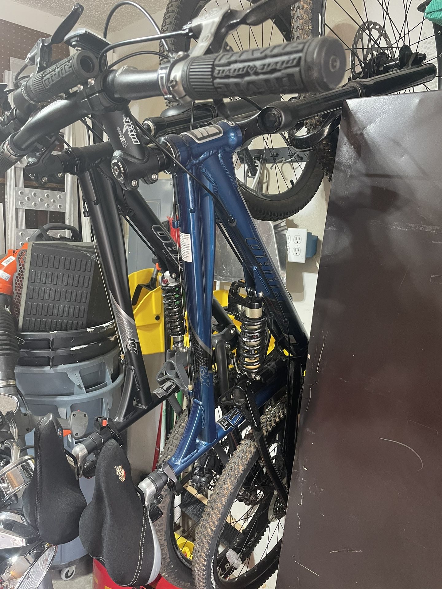 Haro X1,X2 Full Suspension Downhill MTN Bikes