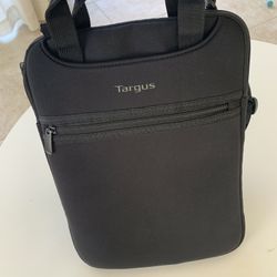 Targus laptop bag fits 12 inch laptop (macbook)