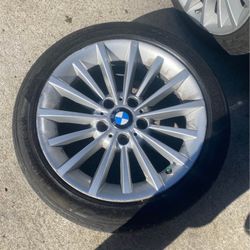 (2) 17’’ BMW 5x120 Wheels 