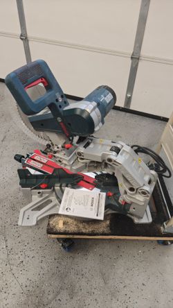 BOSCH DUAL BEVEL SLIDING GLIDE MITER SAW