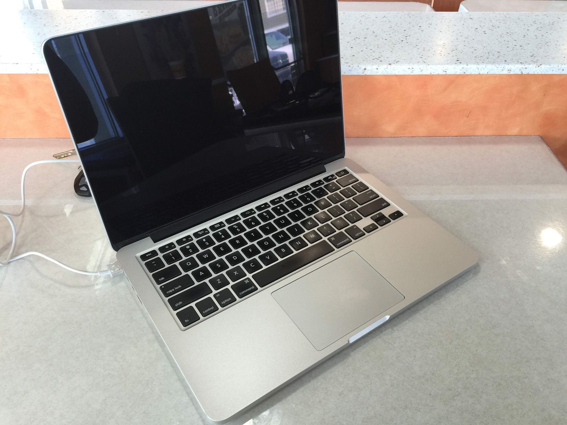 2014  Retina MacBook Pro  13” 2.8 I7-8Gb—( PART - Only )