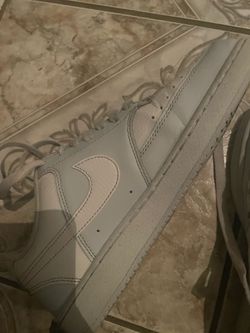 Nike blue and white dunks 7.5