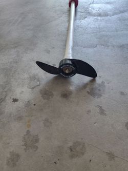 Drill powered outboard boat motor