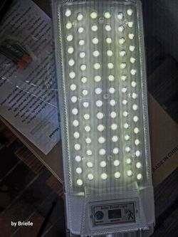 14.8" LED Solar Street Light ULTRA Bright 86 LED, Wide Angle, Motion Sensor, Remote Control