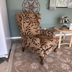 Reclining Wing Chair