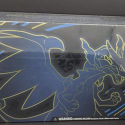 Pokemon Charizard X EX Ultra Premium Collection