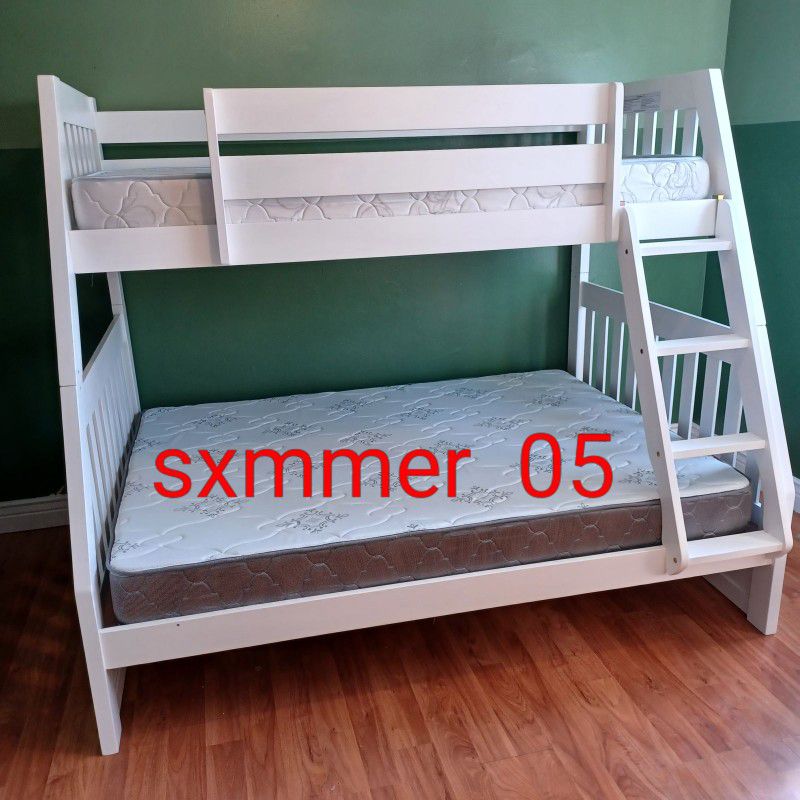 Bunk Bed Full Over Twin  With Matress New Inside The Box 📦 Available In White Color Only Same Day Delivery 