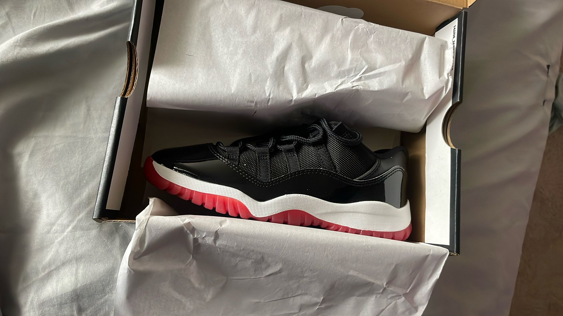 Jordan 11s Retro Lowsq