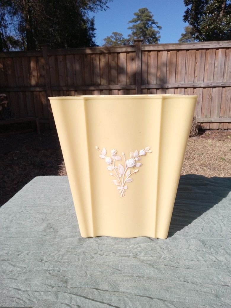 MID CENTURY Schwarz Bros 9" Waste Bucket