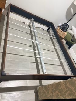 Sturdy Bed and box spring MUST GO TODAY