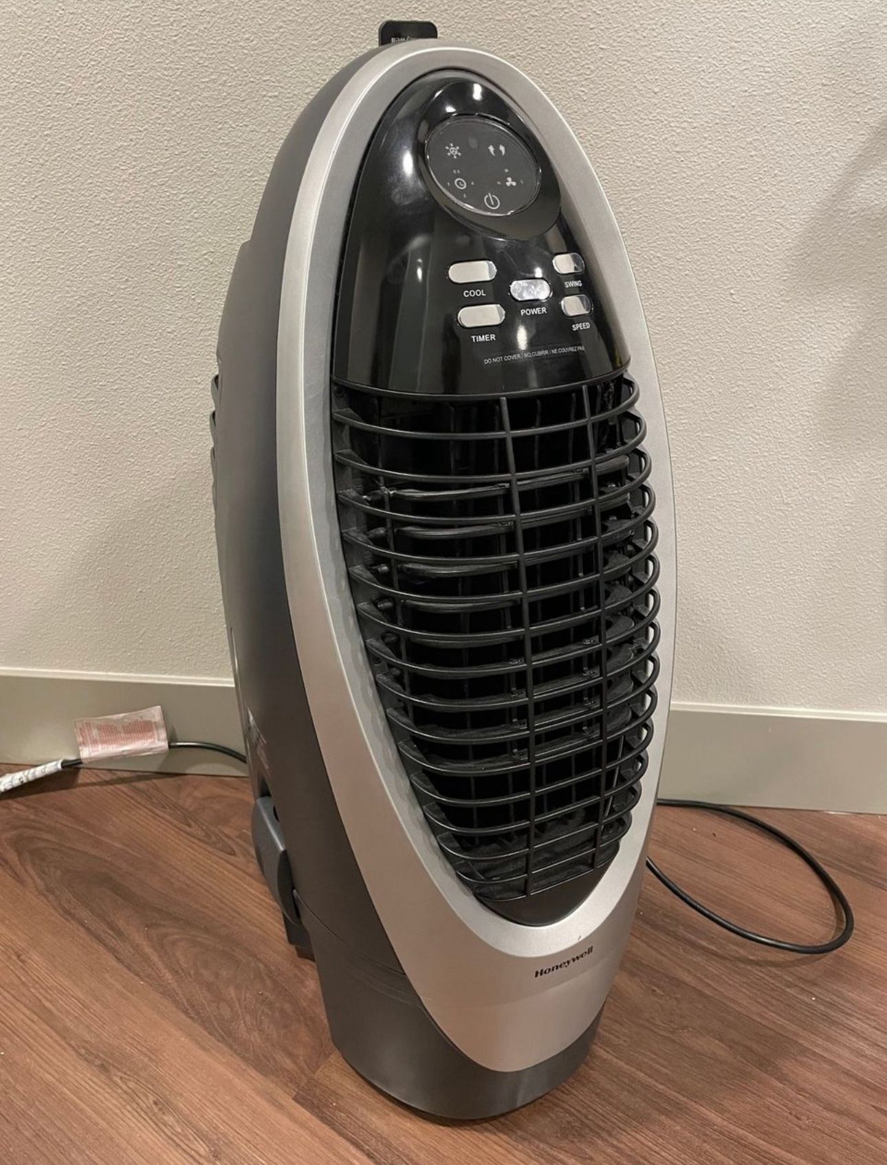 Honeywell CS10XE, 300 CFM Portable Evaporative Air Cooler