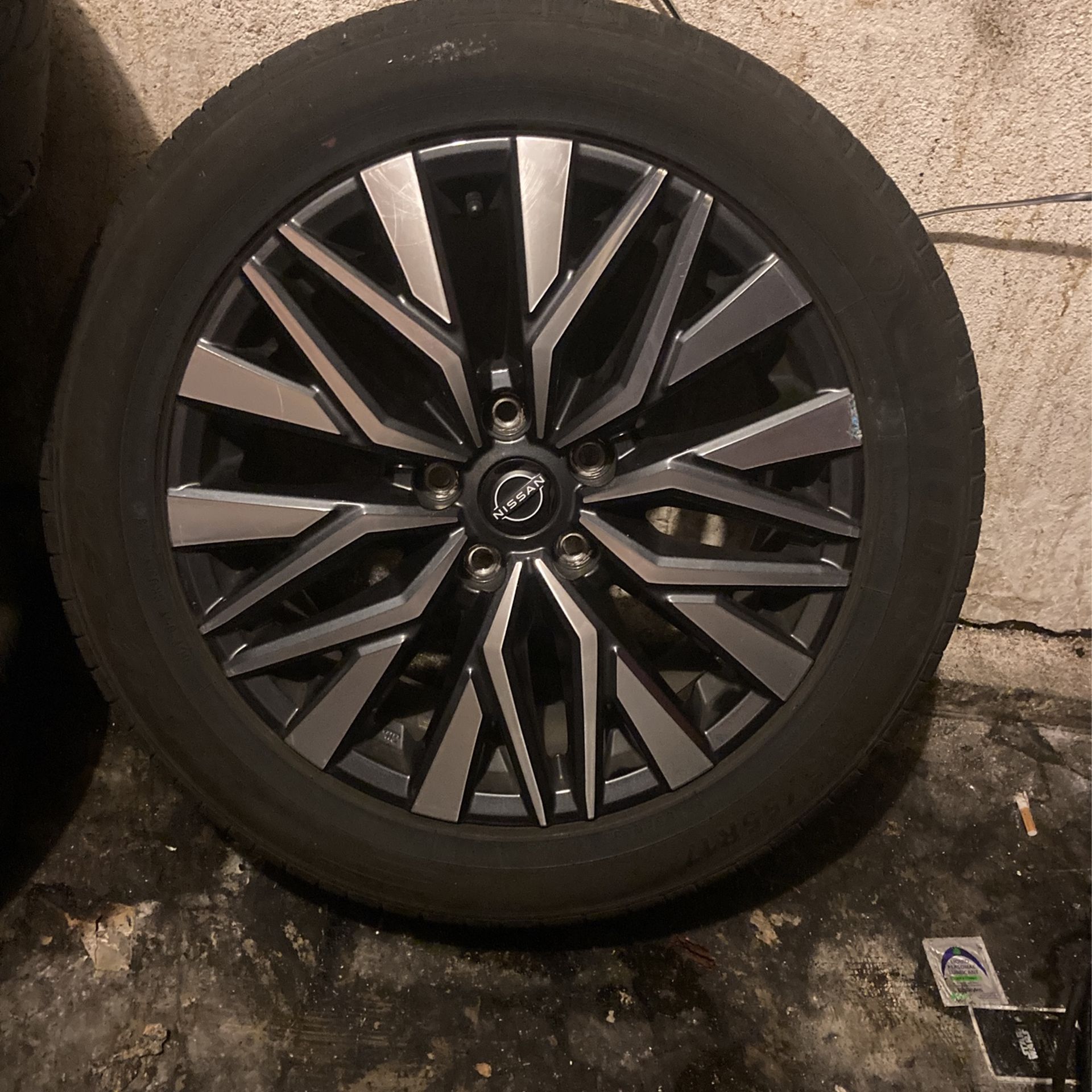 Nissan Rim And Tire 