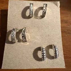 Small Silver Tone Hoop Earrings (3)