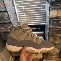 Jordan 11 Cool Grey Size 9