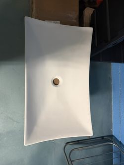 All White Sink Top