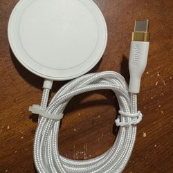 Brand New Simple 15 Watt Magnetic Charger with Stand & Lifetime Warranty.