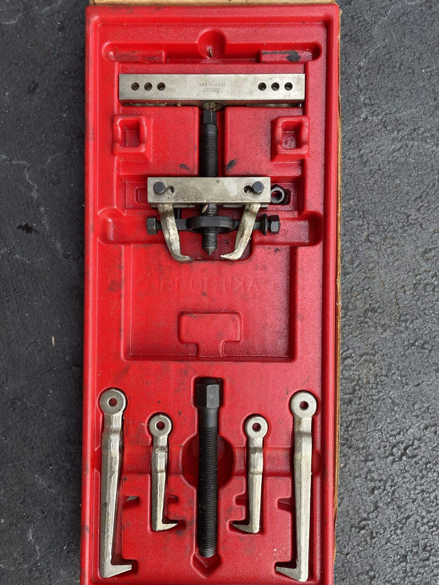 Snap On Gear Puller Set