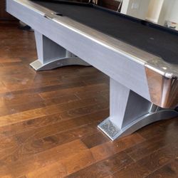 Pool Table. Free Delivery N Set Up. 8 Foot Billiard Tables 