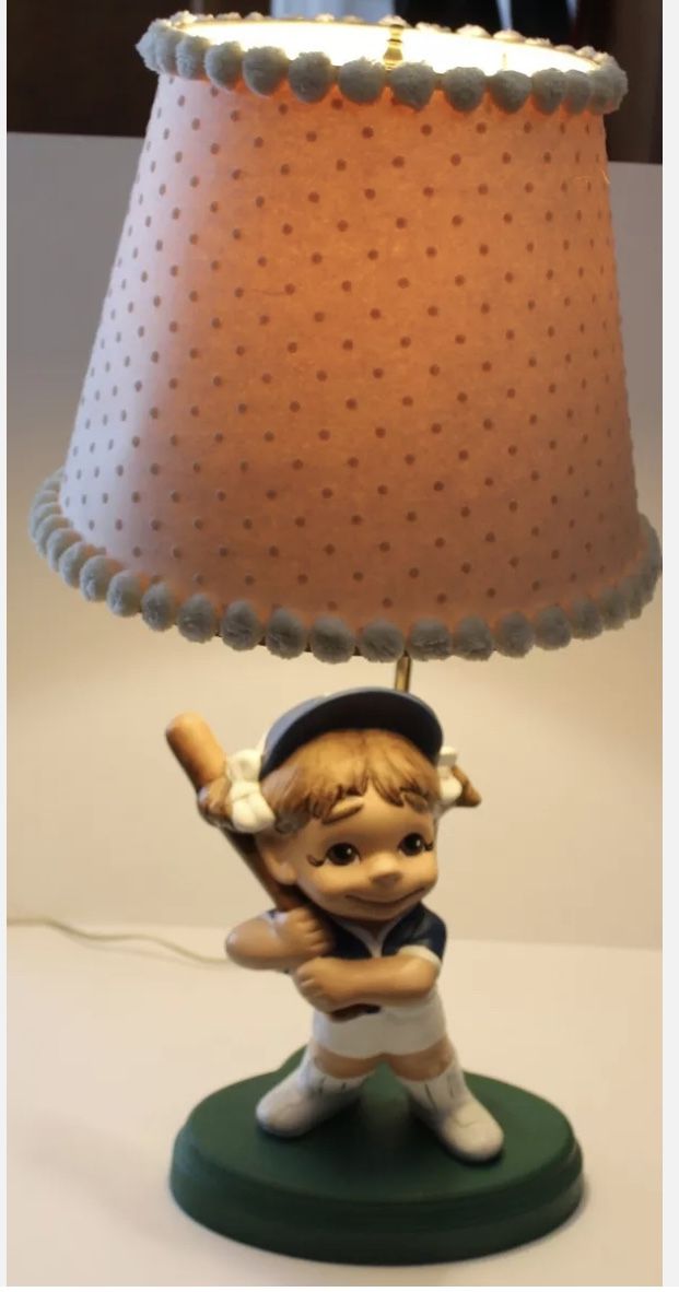Vintage RARE 1974 Atlantic Mold Ceramic Figurine Baseball girl 12" Lamp
