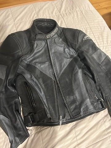 Vintage Teknic Motorcycle Jacket Include Gloves.