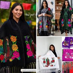 Capas y Rebozos Bordados Virgen - Embroidered Ponchos & Rebozos, Virgin