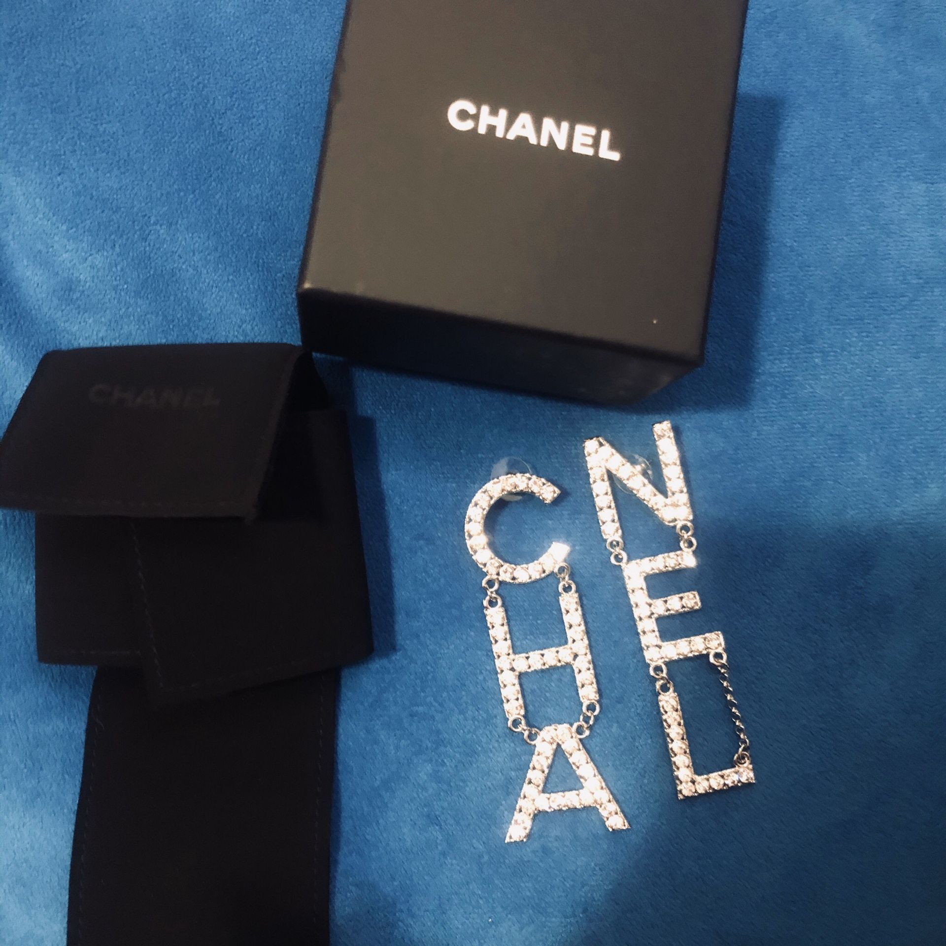 Chanel XL logo earrings