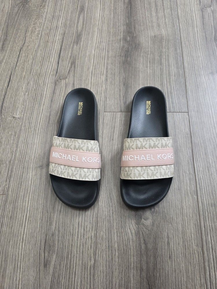 Michael Kors Monogram Sandals Womens Size 9