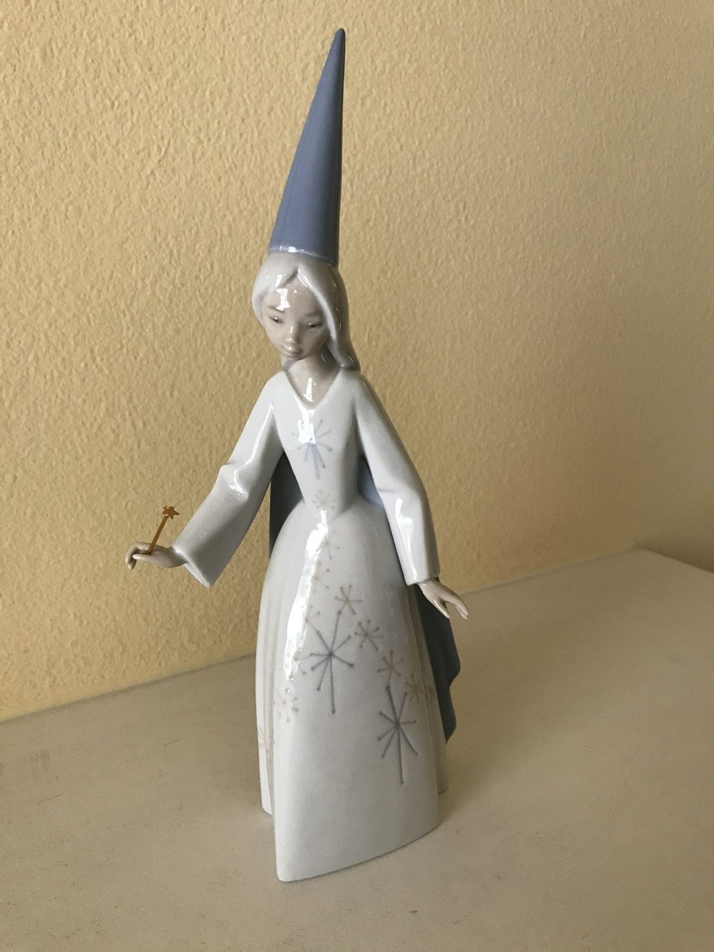Lladro Fairy Godmother With Gold Wand