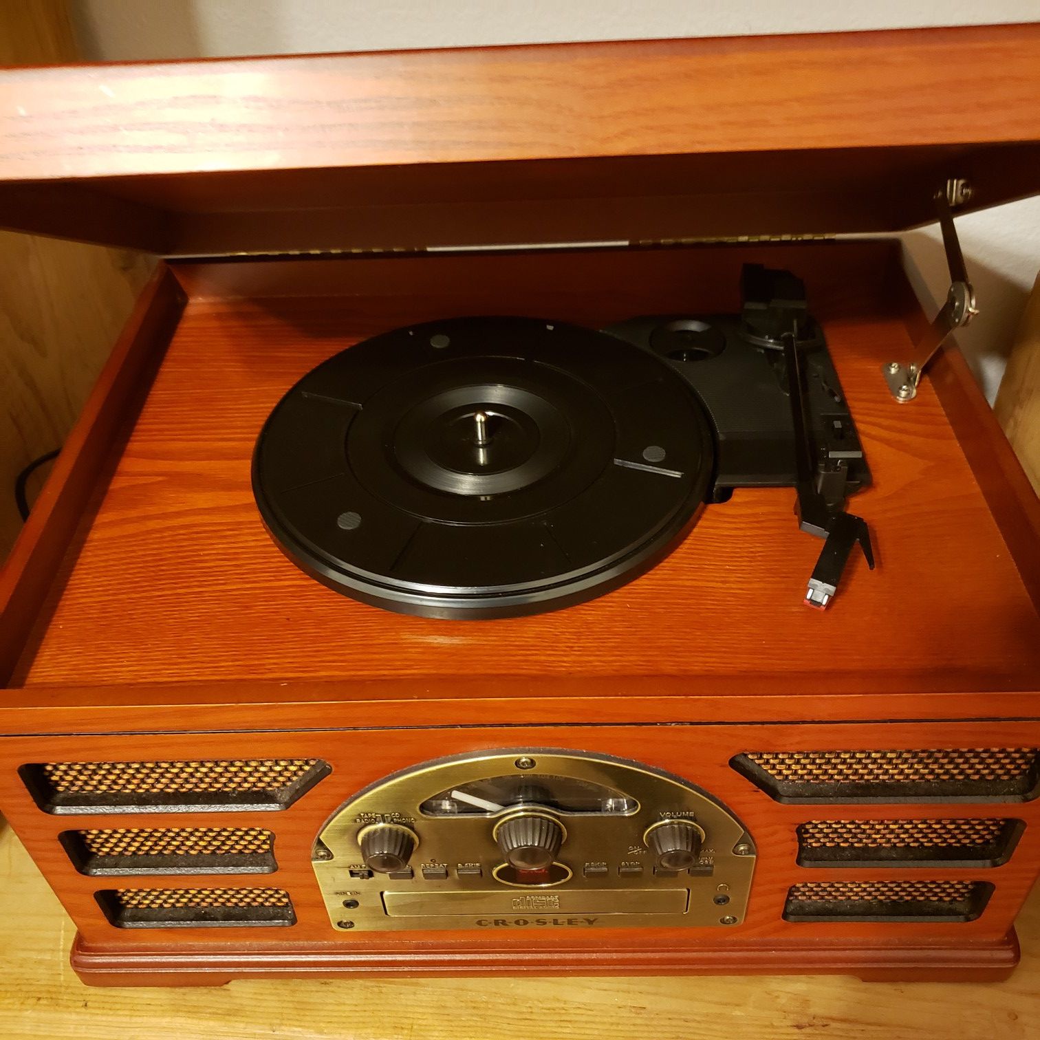 Record player w/ CD and tape deck