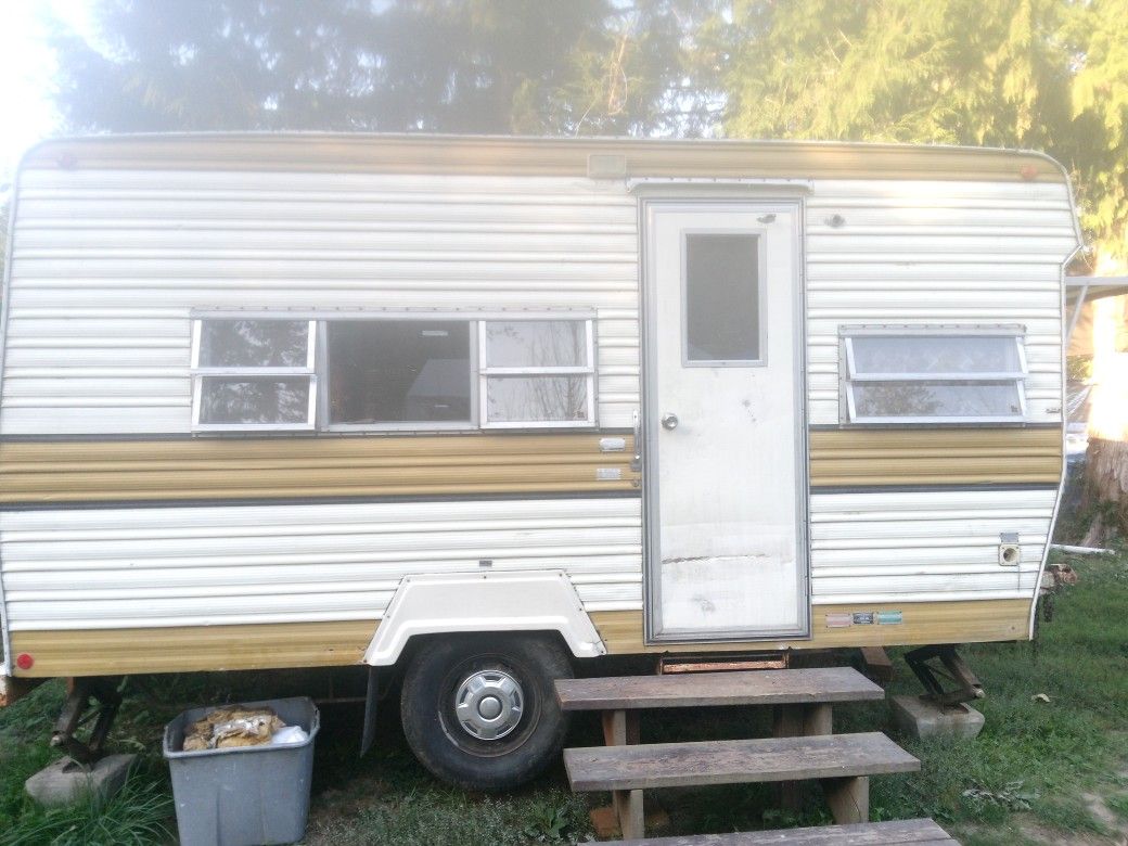 1975 Glacier Classic RV Trailer ,,14ft