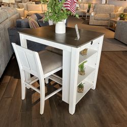 Table And 2 Barstools 