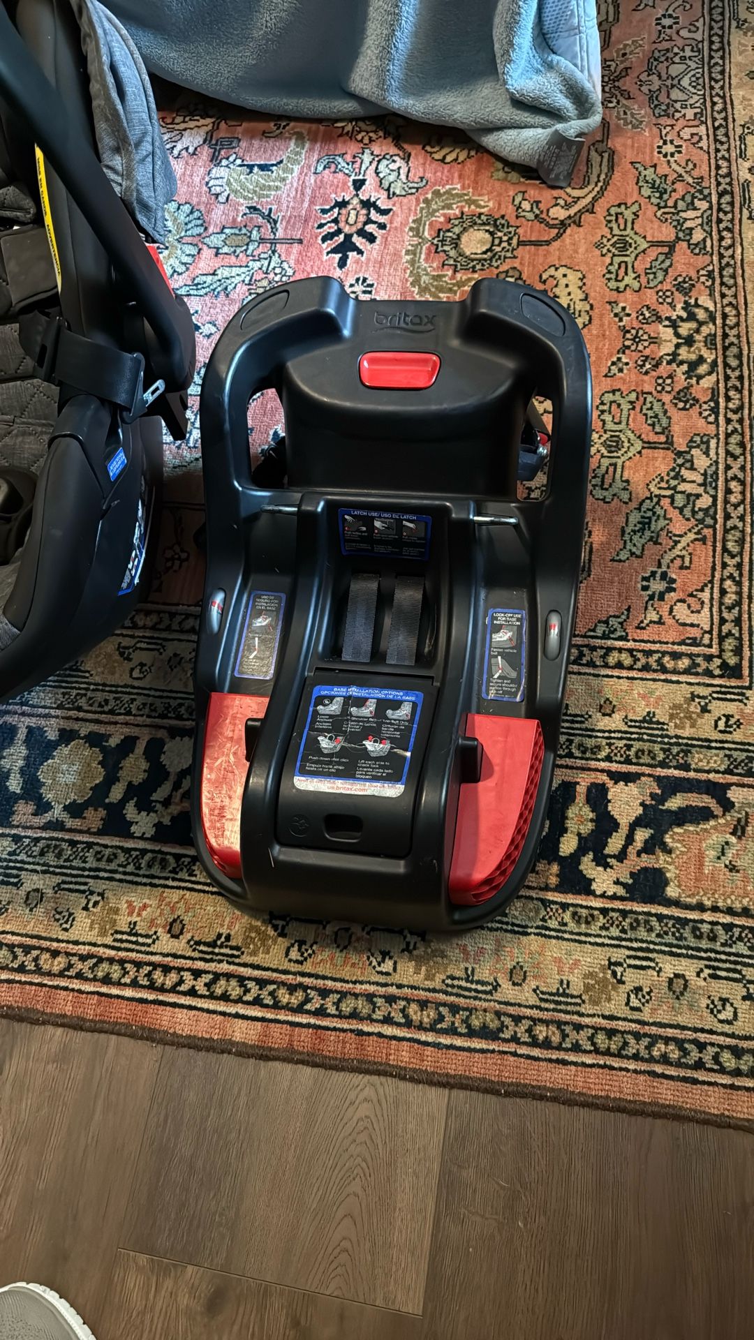 Britax B-Safe Car Seat And Base
