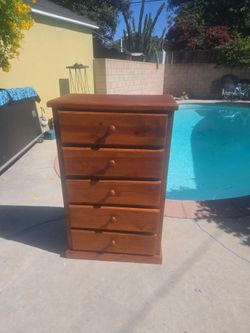 Dresser Chest