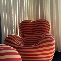 Upchiar Accent Chair with Ottoman