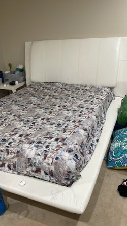 Free queen bedframe and mattress