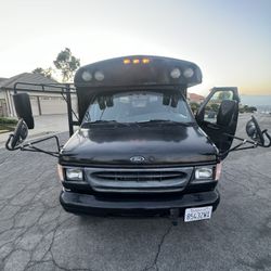 2001 ford F-450 Super Duty Lariat -V8- 7.3L 445 ci Diesel MFI Turbocharged