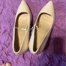 Size Nine Nude Heels