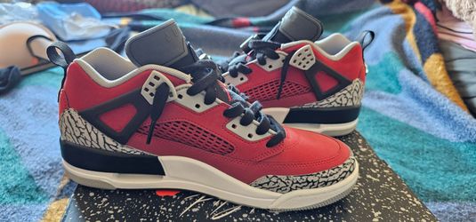 Jordan Spizike low Gym Red (Size 7.5 mens / 9 womens)