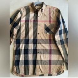 Men’s Burberry shirt size small men