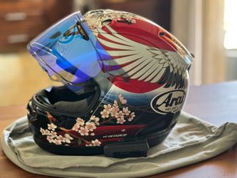 Arai (xs) helmet @ Cardo Packtalk Edge (basically brand new)