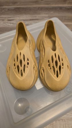 Yeezy Foam Runners (Child)