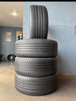 205 60 R 16 vendo llantas usadas marca Hankok