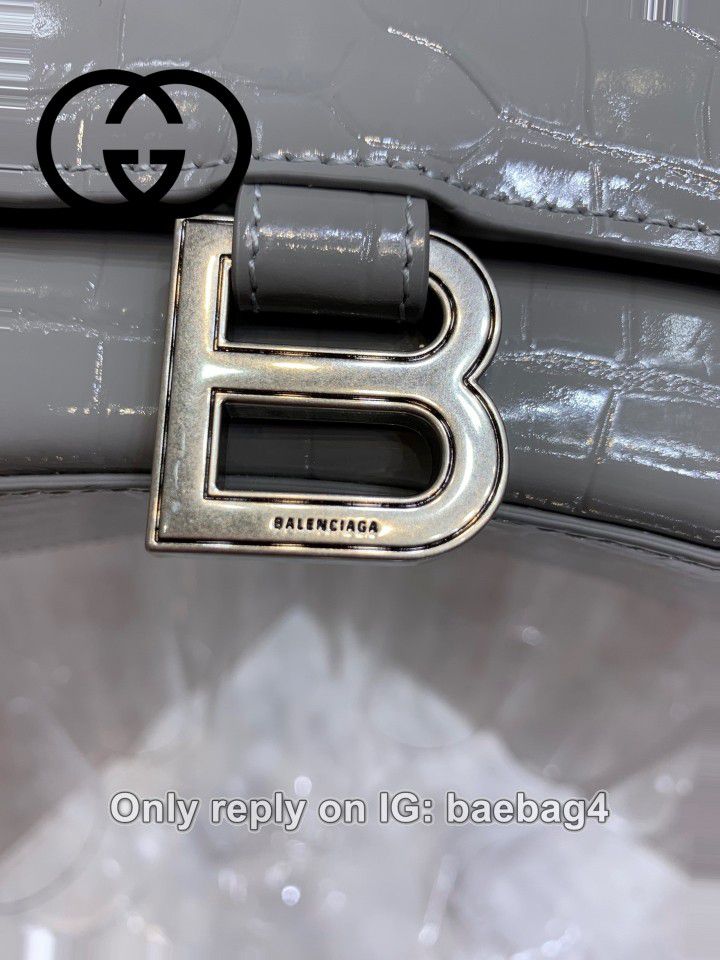 Balenciaga Hourglass Bags 23 never been worn