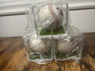 Lot Of 3 - Autographed Angel Baseballs ⚾️