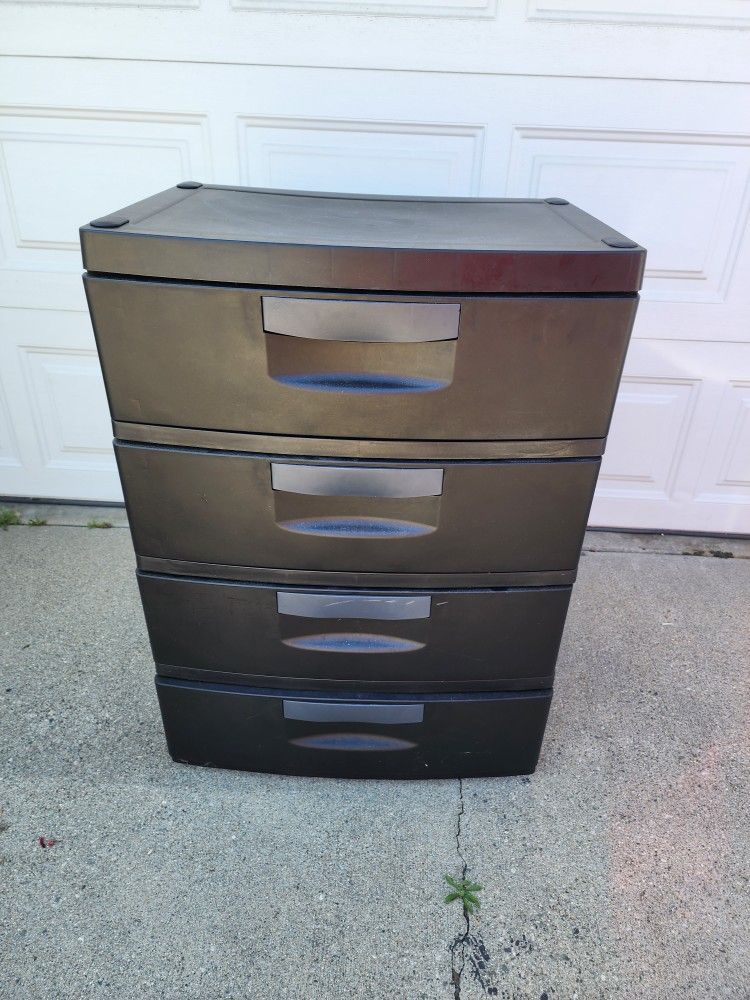 STORAGE CABINET 'HYPER TOUGH '