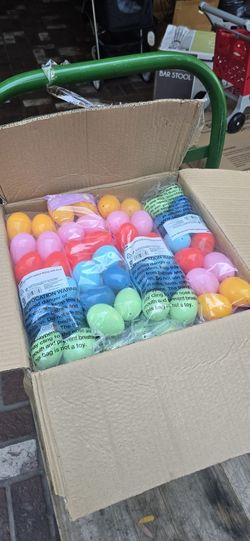 50 Packages Of Fillable Eggs