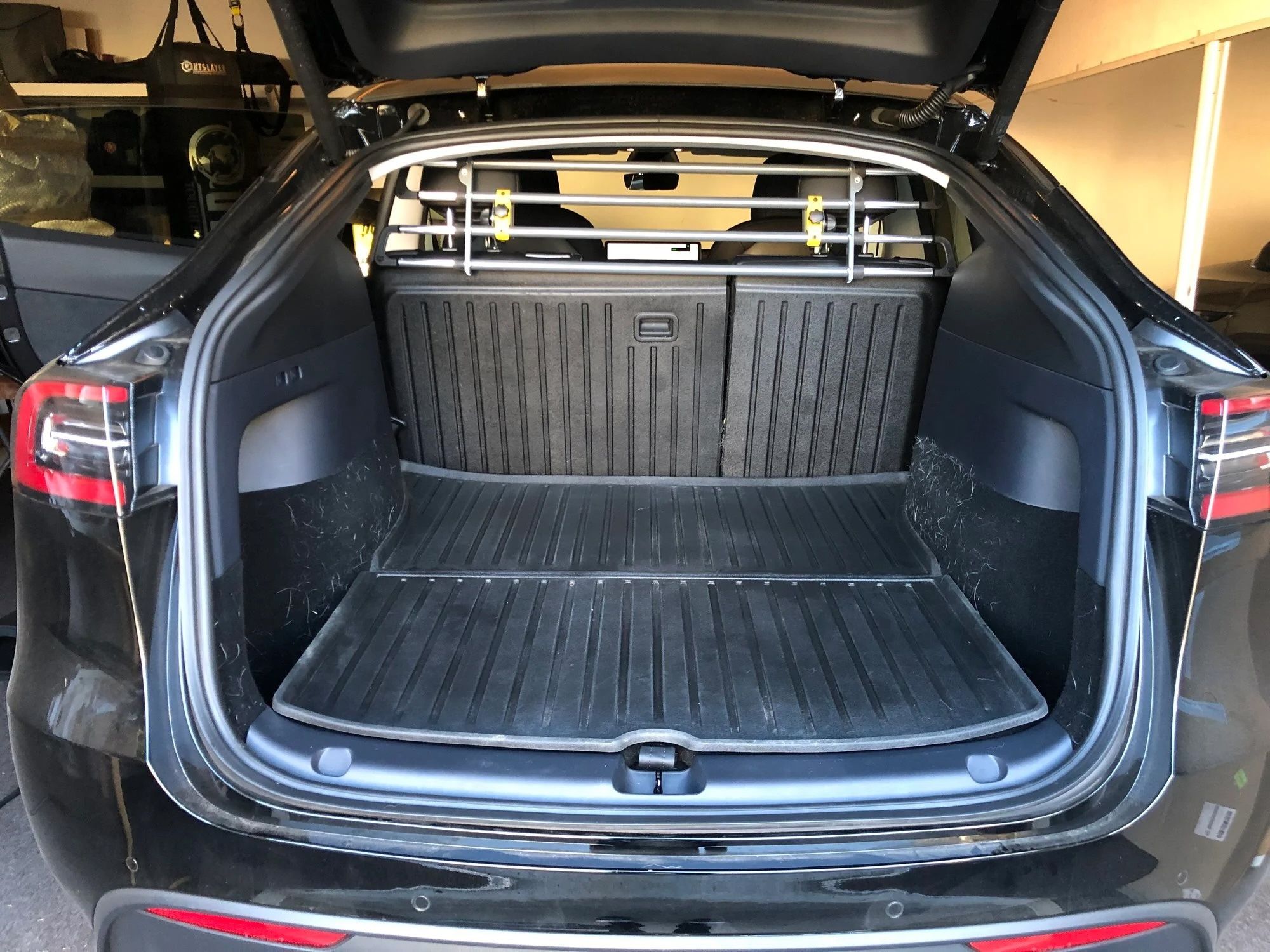 Tesla model Y Dog Barrier