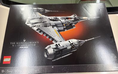 LEGO Star Wars The Mandalorian's N-1 Starfighter 75442
