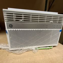 GE - 350 Sq. Ft. 8,000 BTU Smart Window Air Conditioner with WiFi (NO Remote) - White # 642