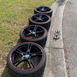 Selling Staggered Wheels Read Description 